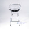 с низкой спинкой Bertoia хромированный металл с черной подушкой из экокожи