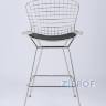с низкой спинкой Bertoia хромированный металл с черной подушкой из экокожи