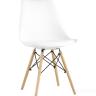 Стул Eames Soft белый обеденный сиденье экокожа ножки из массива бука
