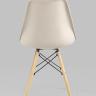 Стул Eames Soft бежевый обеденный сиденье экокожа ножки из массива бука