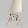 Стул Eames Soft бежевый обеденный сиденье экокожа ножки из массива бука