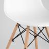 Стул Eames DSW белый пластиковый, ножки массив бука