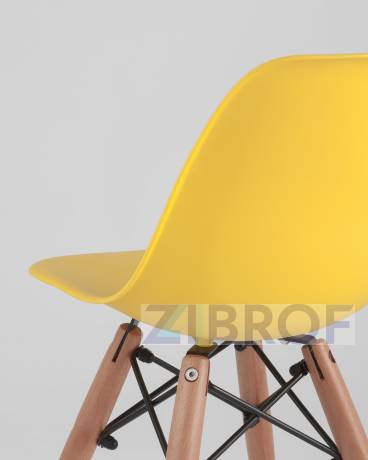 Комплект мебели детский стол Eames белый, 2 желтых стульчика