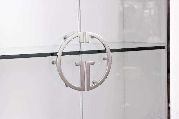 Витрина Garda Decor белая с хром GD-VI003