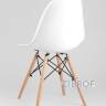 Eames D80 стол стеклянный, 4 стула Eames DSW белые
