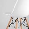 Eames D80 стол стеклянный, 4 стула Eames DSW белые